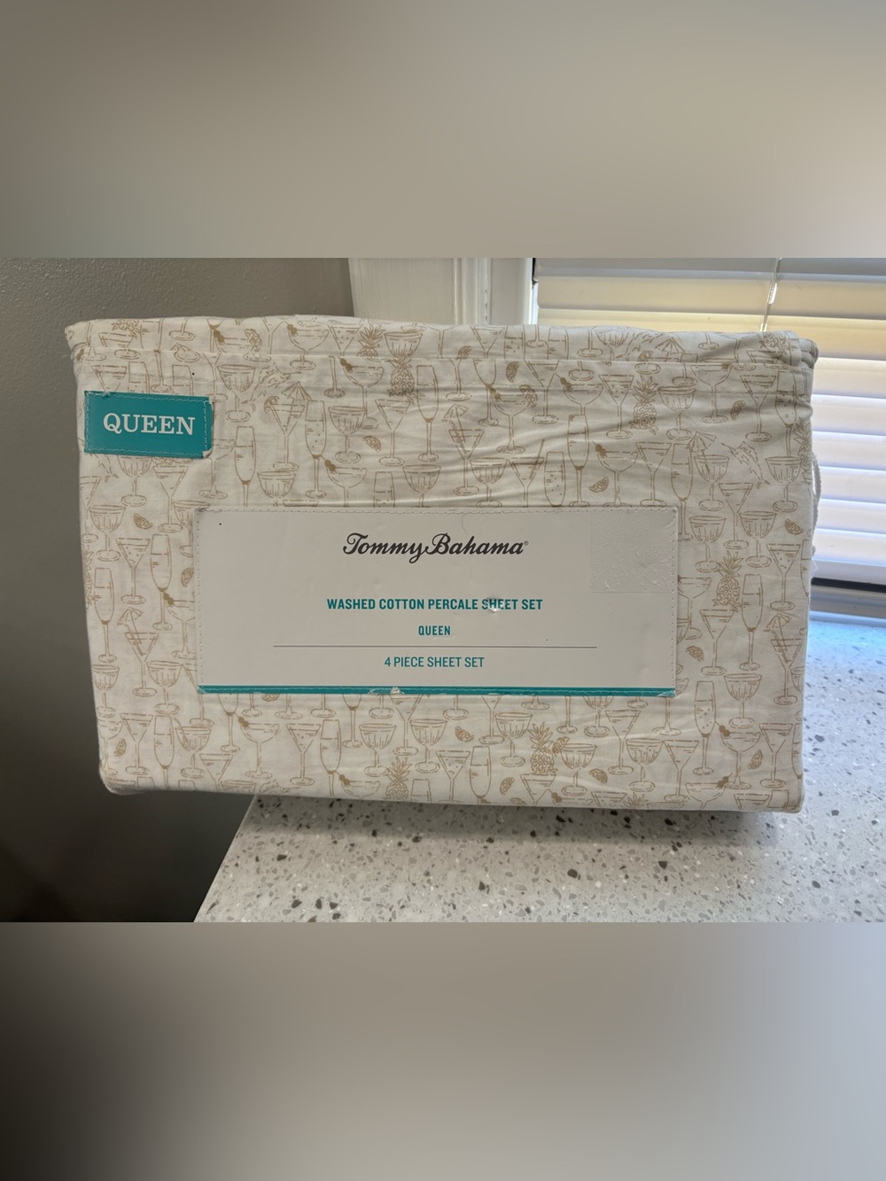 NEW Tommy Bahama Queen Sheet Set in White with Tan Cocktail Print